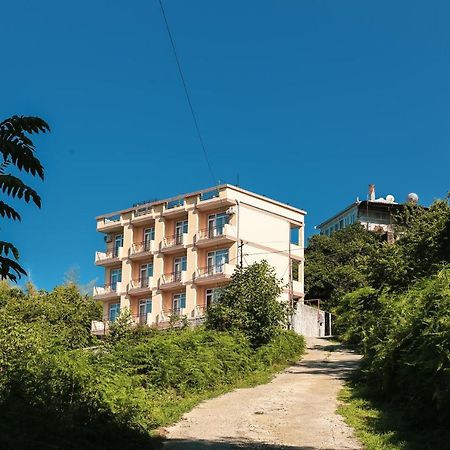 Мини - Гостиница "Любимый Дом" Tsikhisdziri Exterior foto